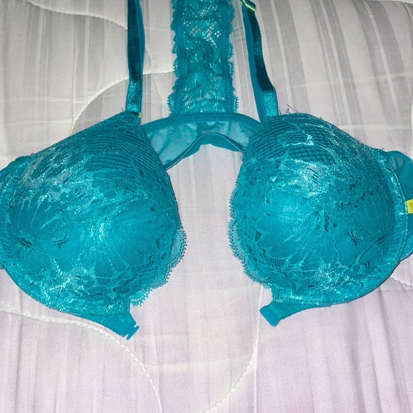 Victoria’s Secret 🩷 Front clip push up bra - Picture 5 of 5